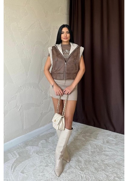 Kahverengi Cepli Kısa Yelek