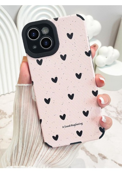 Iphone 15 Uyumlu Kılıf Siyah Kalp Desenli Kamera Korumalı Estetik Zarif Yumuşak Silikon Kapak