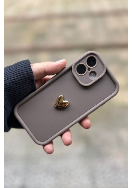 Iphone 16 Uyumlu Kılıf 3D Gold Kalp Darbelere Dayanıklı Yumuşak Kamera Korumalı Kapak Kahve modelleri