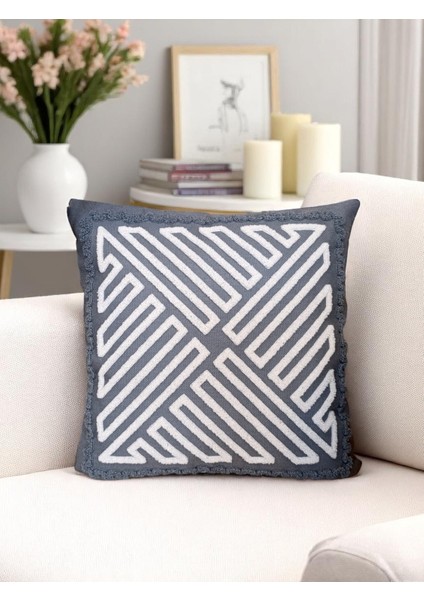 Bohem Tarz Punch Nakışlı Kırlent Kılıfı 43x43cm