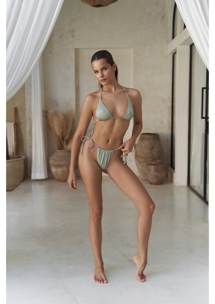 Cahya Bağlamalı Yeşil Bikini Altı