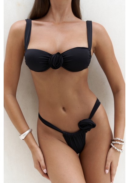 Larasis Çiçek Detaylı Siyah Bikini Altı modelleri