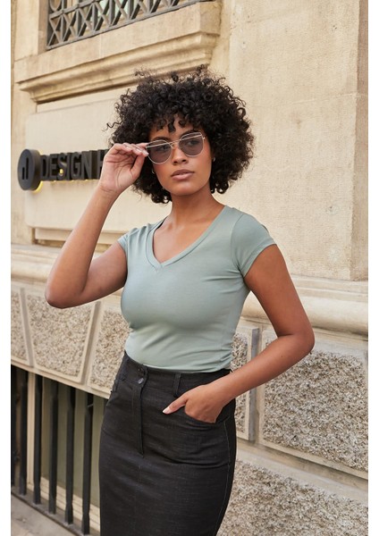 V Yaka Kısa Kol Likralı Pamuk Kumaş Body-Koyu mint indirimleri