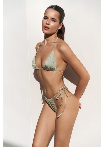 Cahya Bağlamalı Yeşil Üçgen Bikini Üstü fiyatları