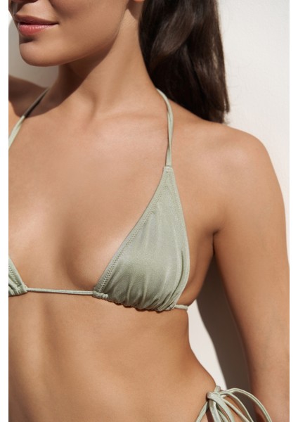 Cahya Bağlamalı Yeşil Üçgen Bikini Üstü fırsatları