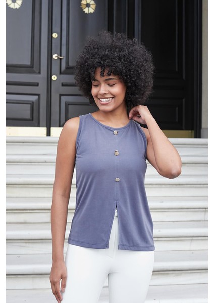 Kadın Modal Kumaş Geniş Sıfır Yaka Önü Yırtmaçlı Düğmeli Kolsuz Bluz-Indigo fiyatları