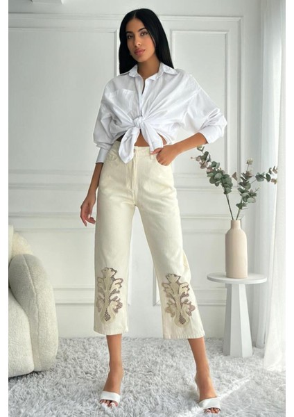 Kadın Yüksek Bel Dantel Işlemeli Mom Fit Bej Jean Pantolon