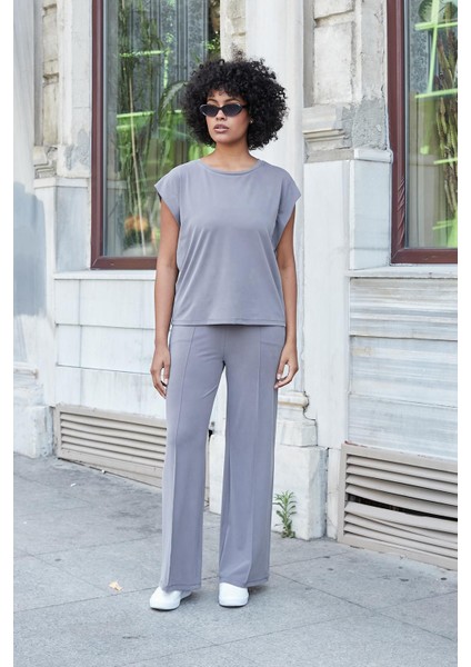 Kadın Modal Ipeksi Likralı Kumaş Geniş Sıfır Yaka Düşük Omuzlu T-Shirt Bluz-Antrasit