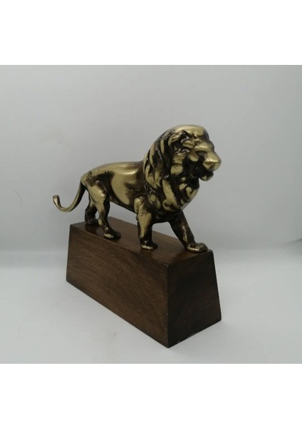 Pirinç Masaüstü Biblo Aslan