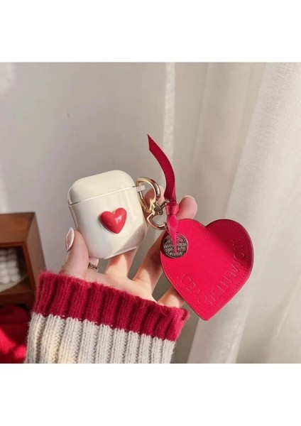 Airpods 1. ve 2. Nesil Uyumlu 3D Kırmızı Kalp Kopçalı Kulaklık Kılıfı