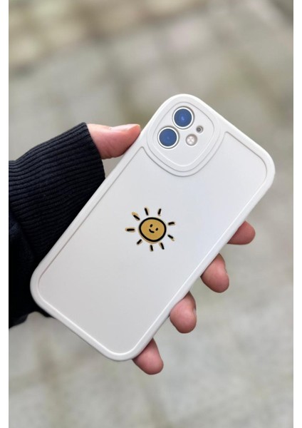 Iphone 12 Uyumlu Kılıf Güneş Desenli Darbelere Dayanıklı Kamera Korumalı Silikon Kapak Krem