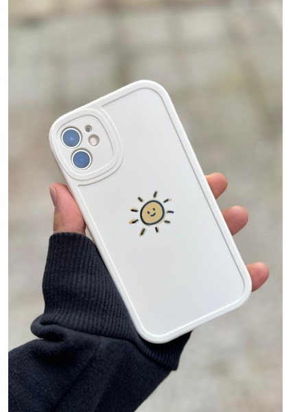 Iphone 12 Uyumlu Kılıf Güneş Desenli Darbelere Dayanıklı Kamera Korumalı Silikon Kapak Krem modelleri