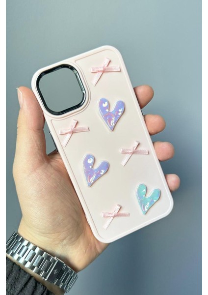 Iphone 12/12PRO Uyumlu Kılıf Kurdele ve Kalp Figürlü Darbeye Dayanıklı Sert Silikon Kapak