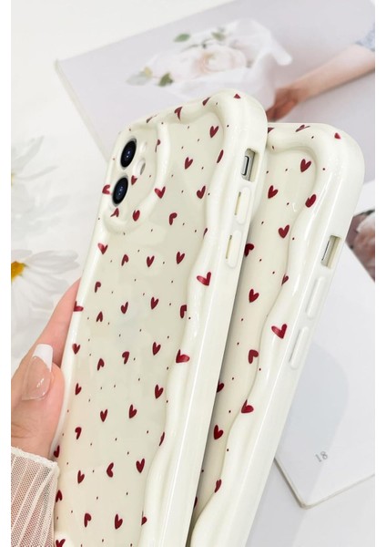 Iphone 11 Uyumlu Kılıf Kırmızı Aşk Kalp Şık Darbelere Karşı Dayanıklı Yumuşak Silikon Kapak Krem modelleri