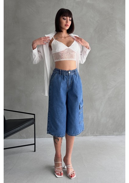 Diz Altı Geniş Kesim Tek Cepli Denim Bermuda