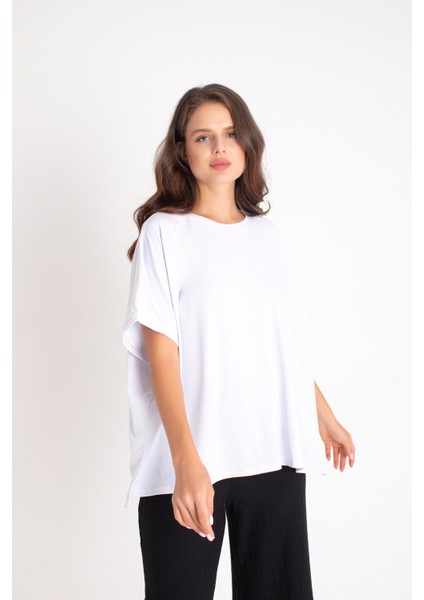 “pure Ease – Beyaz Oversize Rahat Kesim Tişört” fiyatları