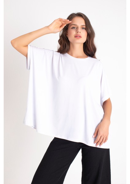 “pure Ease – Beyaz Oversize Rahat Kesim Tişört” fırsatları