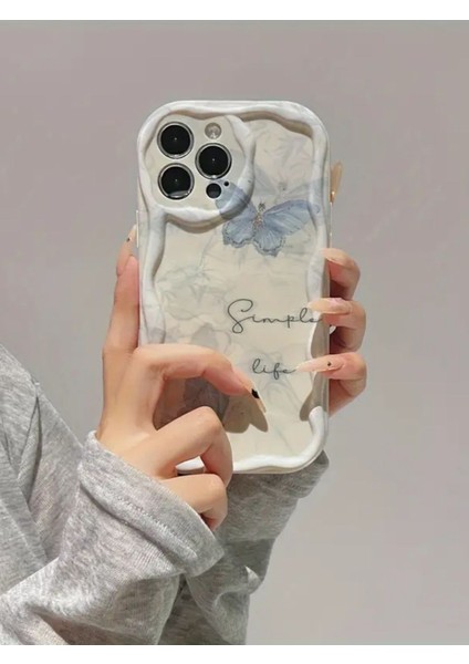 Iphone 15 Pro Uyumlu Kılıf Dalgalı Kelebek Desenli Darbelere Karşı Dayanıklı Yumuşak Silikon Kapak