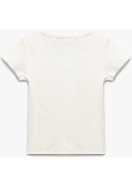 Yeni Sezon Slim Fit Pamuklu U Yaka Kısa Kollu Inci Işlemeli Taşlı Tişört fırsatları