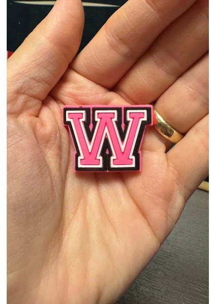 Terlik Süsü/pembe W Harfi