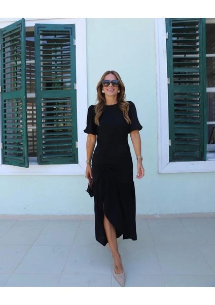 Kadın Kısa Kollu Bisiklet Yakalı Yandan Yırtmaçlı Büzgülü Janjan Krep Elbise modelleri