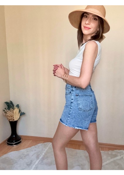 Yıkamalı Desenli Denim Kot Şort modelleri