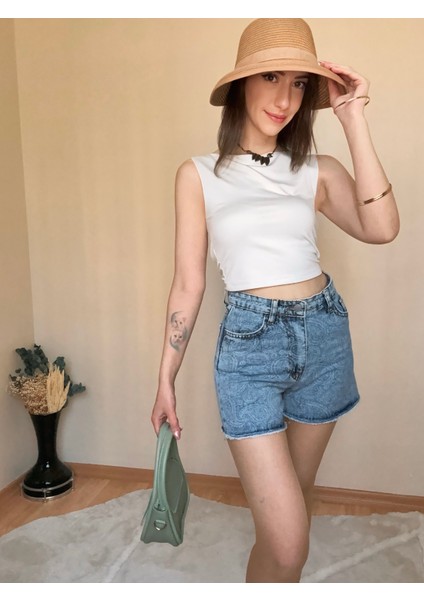 Yıkamalı Desenli Denim Kot Şort fırsatları