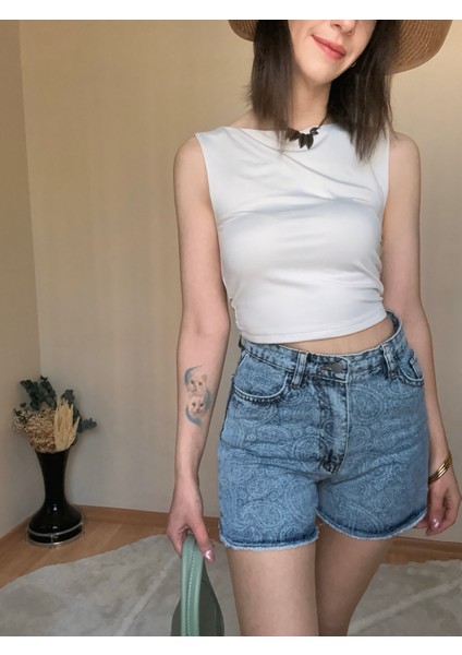 Yıkamalı Desenli Denim Kot Şort indirimleri