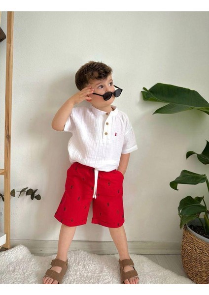 Kaktüs Nakışlı Müslin Hakim Yaka Gömlek Alt Ince Keten Kaktüs Baskılı Kırmızı Şort Erkek Çocuk Alt Üst Takım