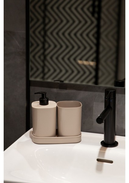 Elite Creative 3 Parça Banyo Seti - Sıvı Sabunluk - Diş Fırçalık - Süngerlik Hazneli Stantlı Bej 1 Adet