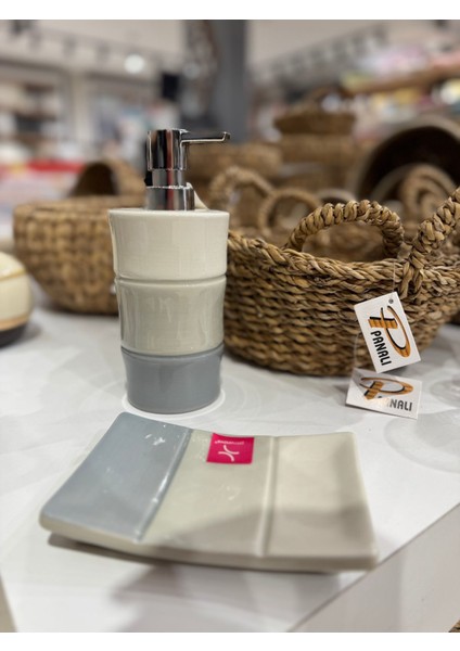 Elite Esterhomedecor 2’li Porselen Banyo Seti 1 Adet modelleri