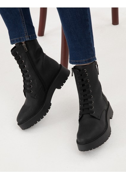 Kadın Siyah Bağcıklı Desenli Bot 50295918-VR046 fiyatları