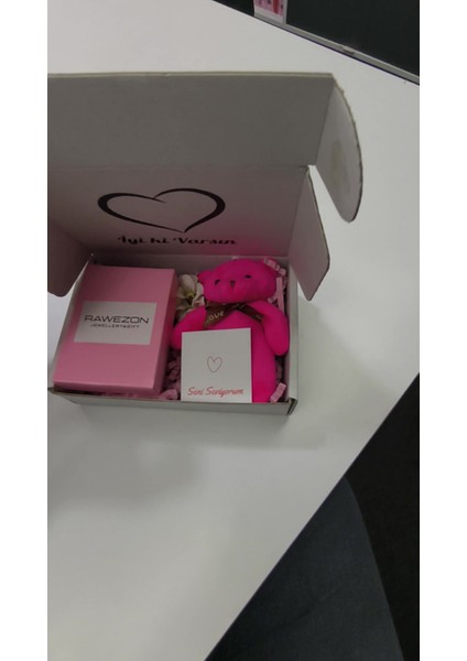 Elite Kalpli Çelik Kolye ve Peluş Ayıcık Anahtarlık Konsept Hediye Kutusu - Sevgiliye, ve Sevdiklerinize 1 Adet fiyatları