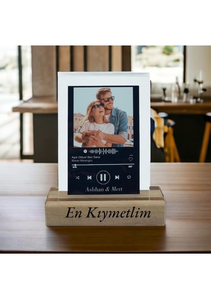 Elite Kişiye Sevgiliye Özel Fotoğraflı, Sözlü ve Barkodlu Spotify Masaüstü Plak 1 Adet modelleri