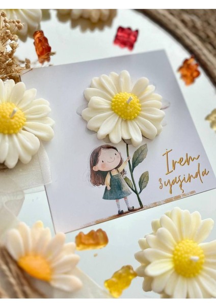 Elite 10 Adet Özel Tasarlanmış Kart ve Papatya Mum. Bebek Doğum, Babyshower, Doğum Günü, Hediyelik 1 Adet