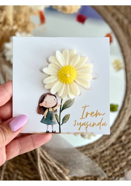 Elite 10 Adet Özel Tasarlanmış Kart ve Papatya Mum. Bebek Doğum, Babyshower, Doğum Günü, Hediyelik 1 Adet