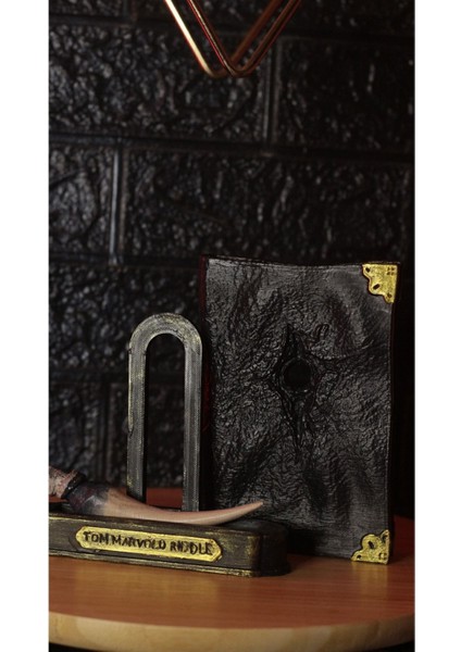 Elite Harry Potter Tom Riddle Günlük ve Basilisk Dişi 1 Adet