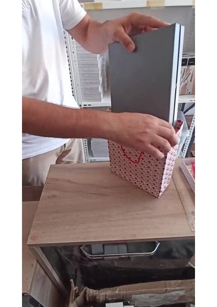 Elite Karton Çanta 21X26 cm ( 1 Adet) Karışık Renklerde 1 Adet