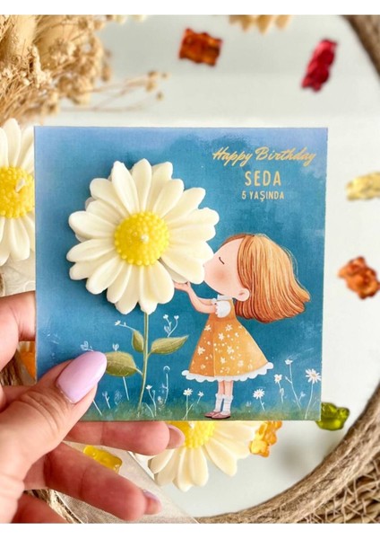 Elite 10 Adet Özel Tasarlanmış Kart ve Papatya Mum. Bebek Doğum, Babyshower, Doğum Günü, Hediyelik 1 Adet