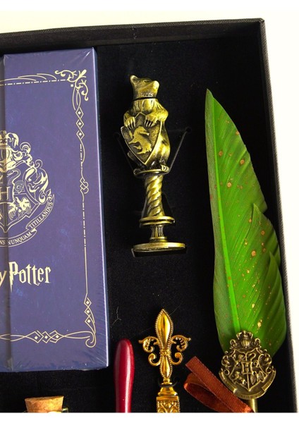 Elite Harry Potter Kalem Seti Yeşil Tüylü Mühürlü Divit Seti Hediyelik Divit Defterli 1 Adet fırsatları