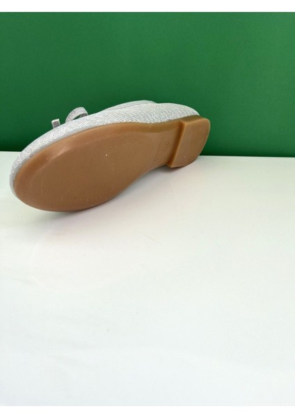 Fiyonk Detaylı Çocuk Babet