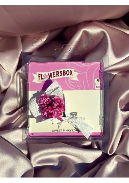 Sweet Pinky Love Mini Buket – Hot Koleksiyon Wheels Flowers | Özel Tasarım Çiçek Kutusu 1 Adet