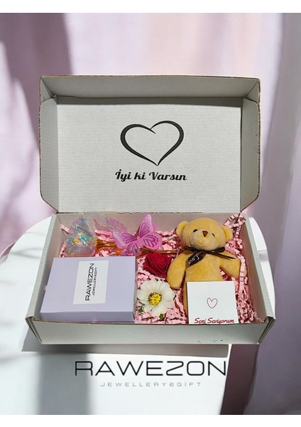 3'lü Hediye Set Mor Lotus Kolye-Sonsuzluk Gülü-Peluş Ayıcık Anahtarlık Sevdiklerinize Özel 1 Adet modelleri