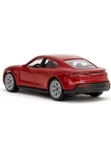 1:64 Pink Slips Arabalar Porsche Taycan Turbo S fırsatları