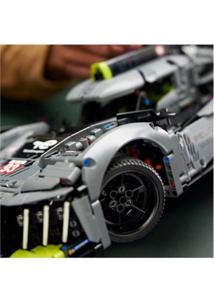 Technic Peugeot 9x8 24H Le Mans Hybrid Hypercar 42156 - 18+ Model Yapım Seti (1775 Pr)