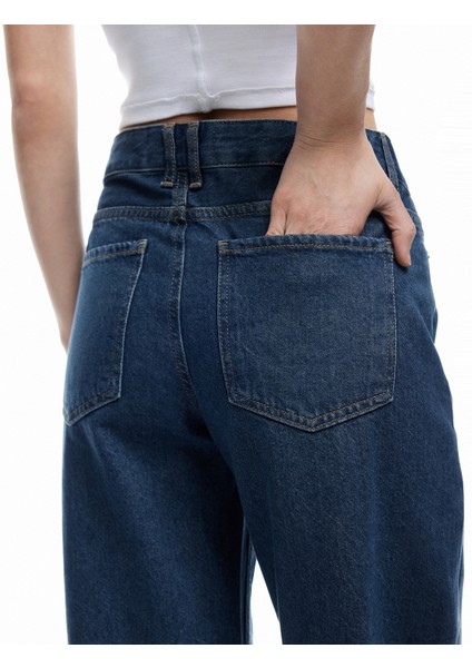 Yeni Sezon Pamuklu Rahat Kalıp Cepli Barrel Fit Jean Pantolon modelleri