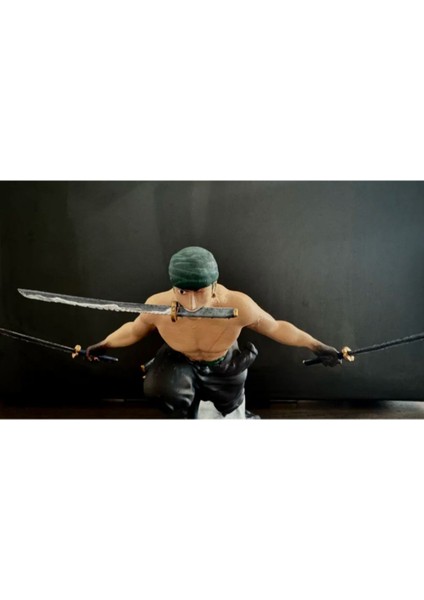 Roronoa Zoro Heykeli – Üç Kılıç Stili 3D Baskı One Piece Figürü