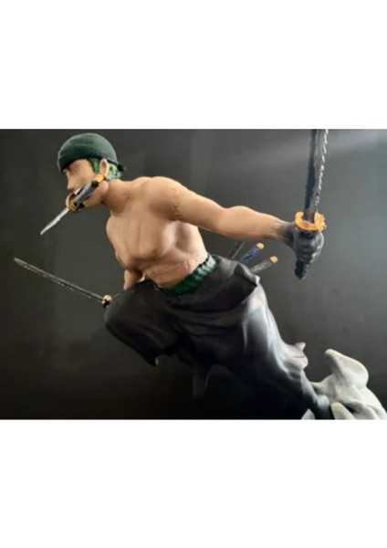 Roronoa Zoro Heykeli – Üç Kılıç Stili 3D Baskı One Piece Figürü
