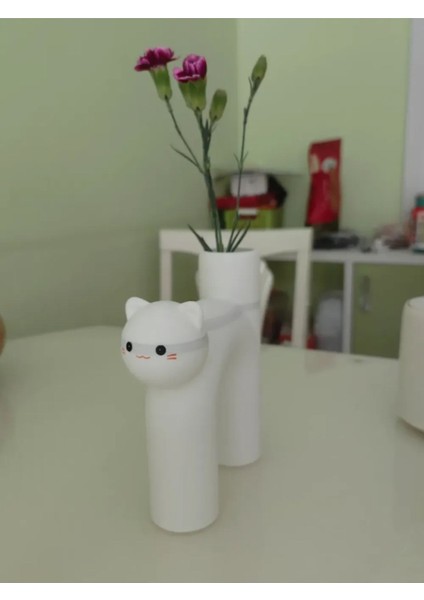 Yavru Kedi Vazo – Sevimli Dekor Modeli