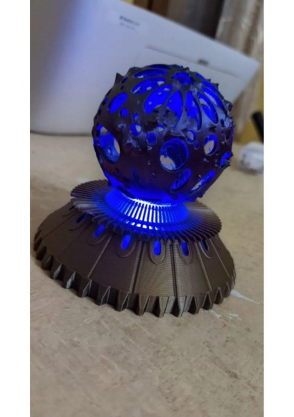 Arcane Tarzı Anomaly LED Stand – Işıklı Dekor